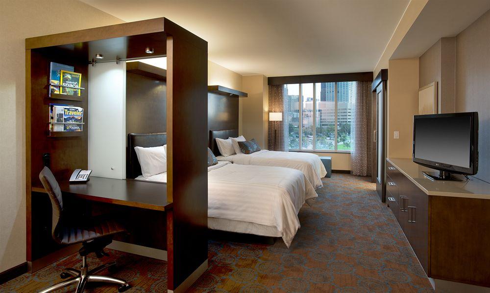 Springhill Suites By Marriott Denver Downtown Bagian luar foto
