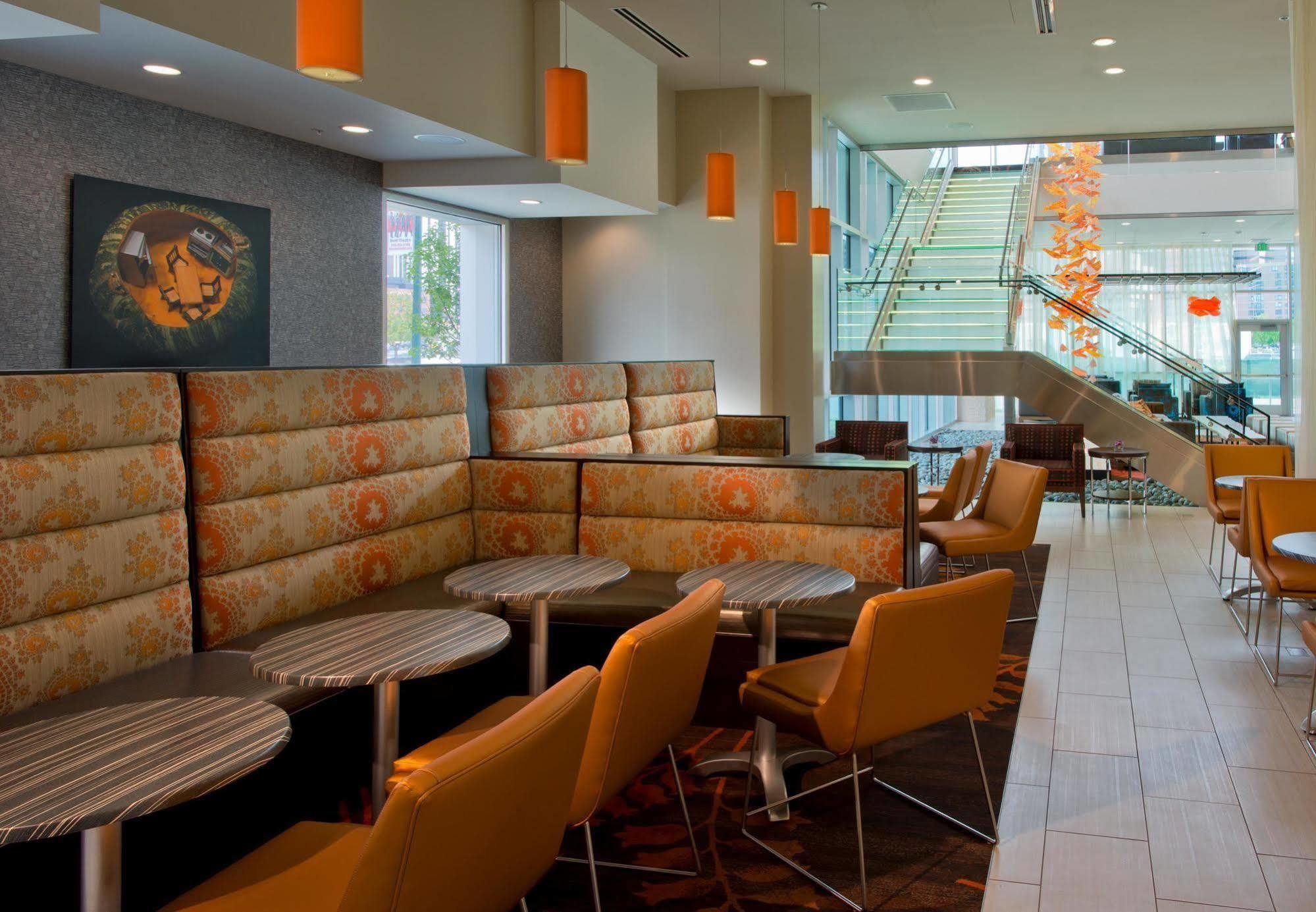 Springhill Suites By Marriott Denver Downtown Bagian luar foto
